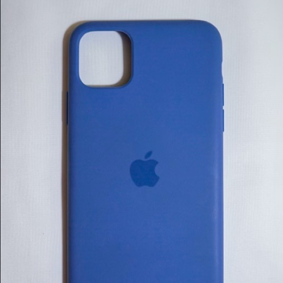 Apple Silicone Case, iPhone 11 Pro Max - Linen Blue - Picture 2 of 5